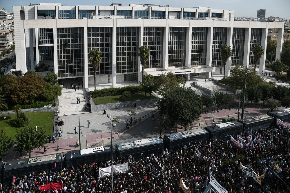 Κορονοϊός: Πιθανό γεγονός υπερμετάδοσης η συγκέντρωση στο Εφετείο