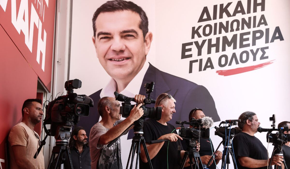 Η ερώτηση για το «πού το πάει ο Σπίρτζης», η πρόταση να αναλάβει πρόεδρος ο Νίκος Παππάς, η άρνηση της Νοτοπούλου