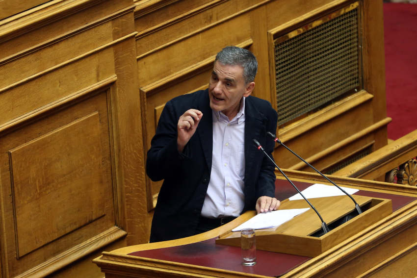 Τσακαλώτος: Η κυβέρνηση ανοίγει το δρόμο για εκτεταμένους πλειστηριασμούς
