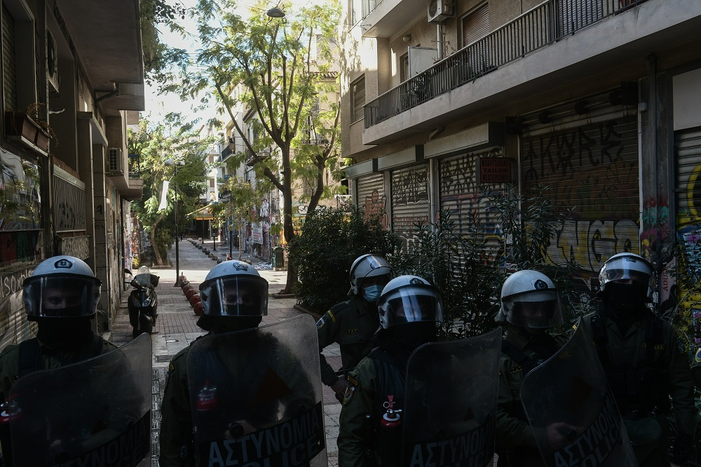 Γρηγορόπουλος: «Φρούριο» η Αθήνα – Κλείνουν κι άλλοι σταθμοί του Μετρό – Προσαγωγές στα Εξάρχεια
