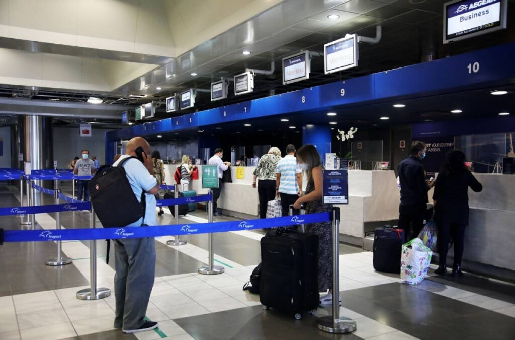 Χτύπησε ρεκόρ η διακίνηση επιβατών στα ελληνικά αεροδρόμια – Τι δείχνουν τα στοιχεία της ΥΠΑ
