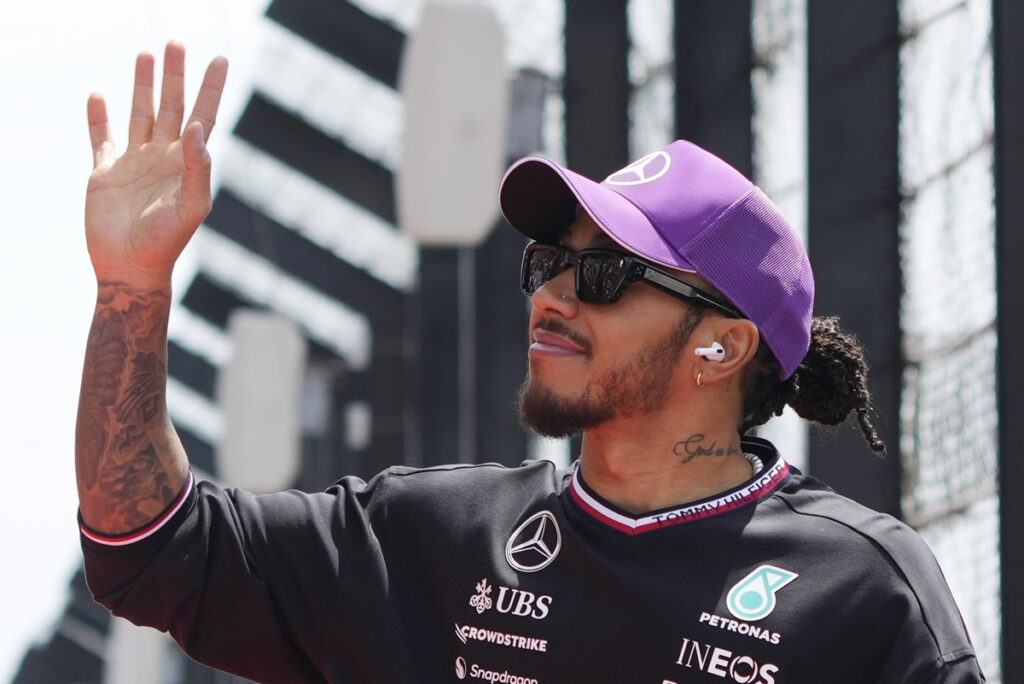 Χάμιλτον: «Θέλω να είμαι στην F1 ακόμα και μετά τα 40 μου χρόνια»