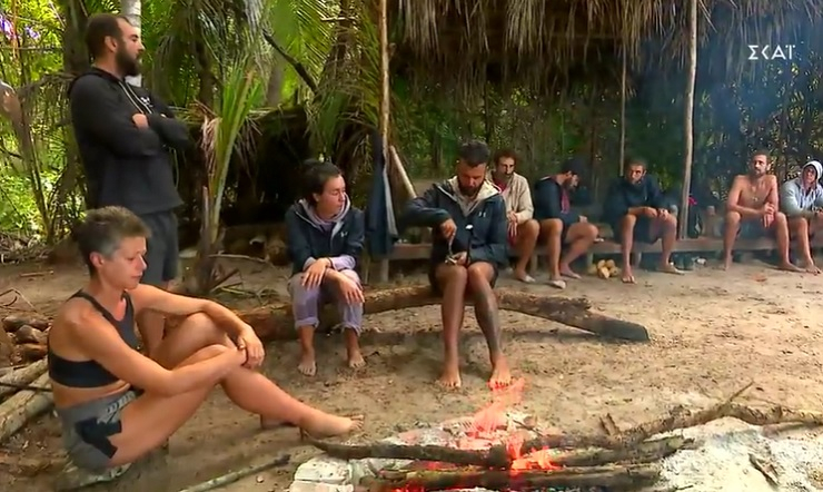 Survivor 2021: Στα «κάγκελα» Περικλής – Τριαντάφυλλος. «Είναι εκτός τόπου και χρόνου»