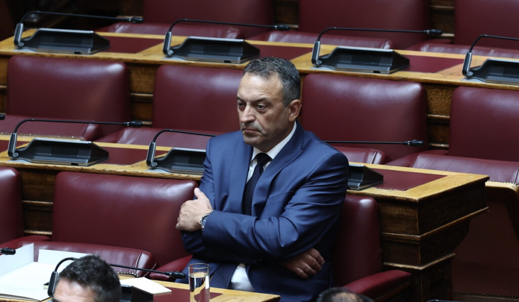 Στίγκας: Προσπαθώ να γίνω ανάχωμα στον Κασιδιάρη – Μπορώ να προχωρήσω και μόνος μου