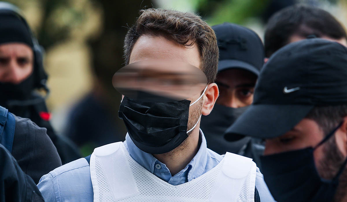 Γλυκά Νερά: «Ο ίδιος ζήτησε την προφυλάκισή του», λέει ο δικηγόρος του συζυγοκτόνου