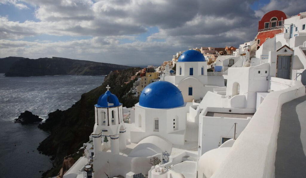 Καθησυχάζει ο Λέκκας για τη Σαντορίνη