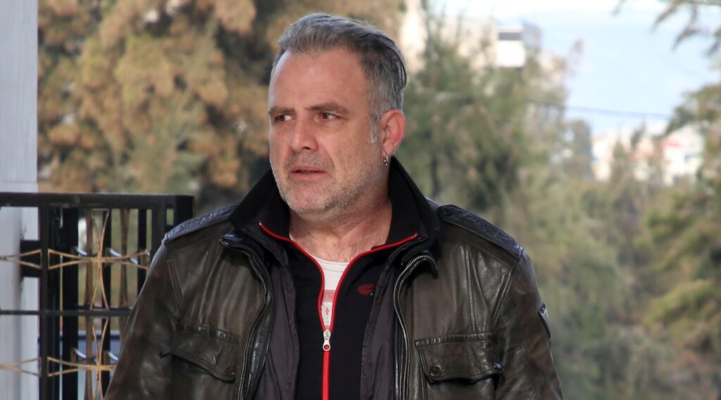 Πασχάλης Τσαρούχας