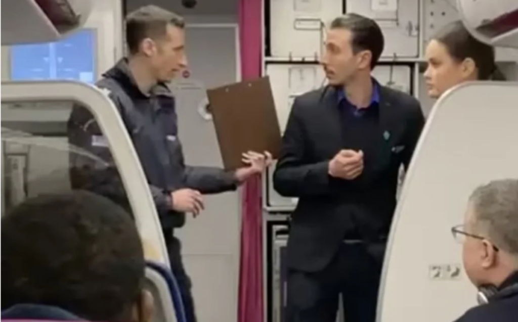 Αναγκαστική προσγείωση στο «Ελ. Βενιζέλος» – Επιβάτιδα εκτός ελέγχου σε πτήση της Wizz Air