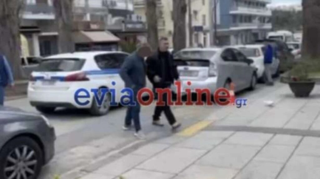 Εύβοια: Χειροπέδες σε 60χρονο επιδειξία – Έδειχνε τα γεννητικά του όργανα σε μαθητές