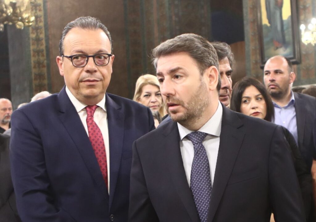 Ανδρουλάκης, Φάμελλος