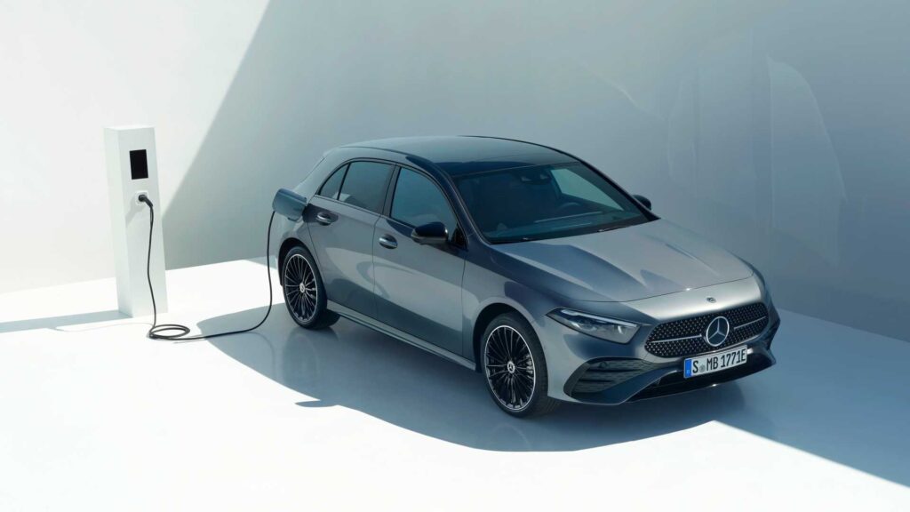 mercedes EQA