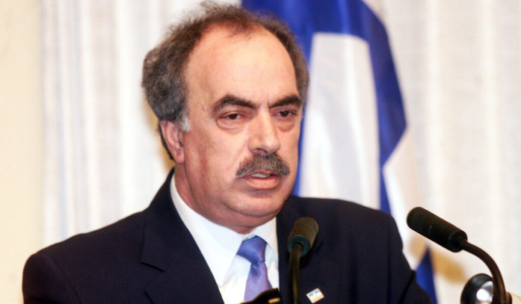 Πέθανε ο Κώστας Διαμαντής, εκ των ιδρυτικών μελών του ΠΑΣΟΚ