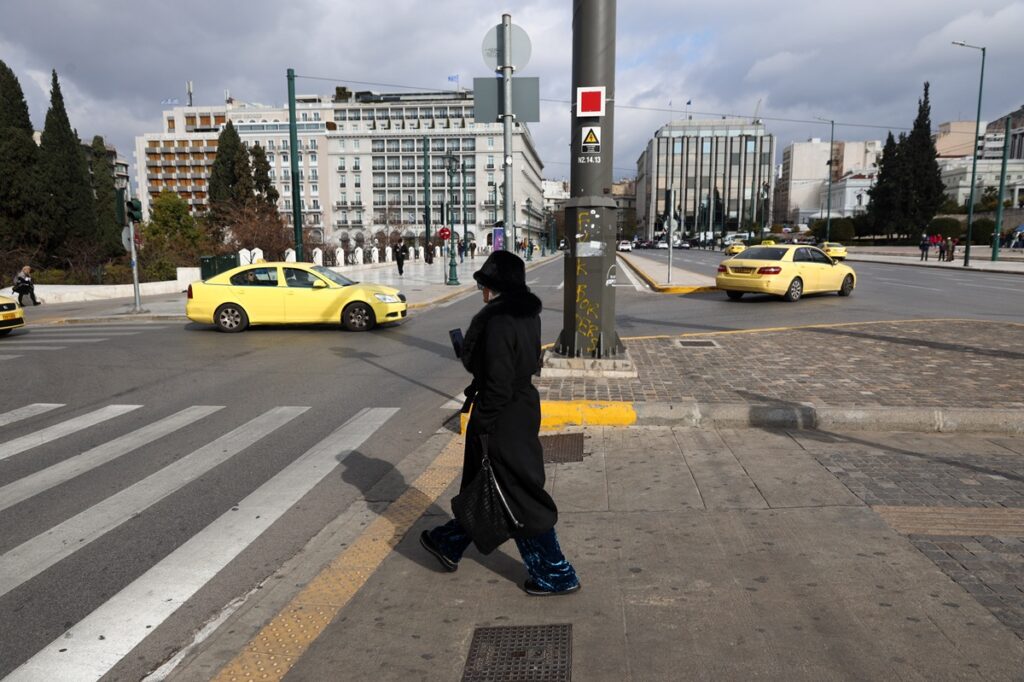 Καιρός χειμωνιάτικος για ένα 48ωρο – Πού θα έχει βροχές και χιόνια (Χάρτες)