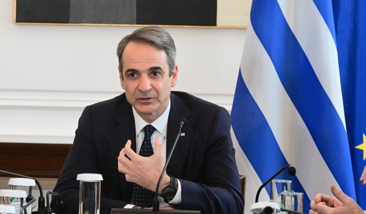 Ο Κυριάκος Μητσοτάκης στο υπουργικό συμβούλιο.