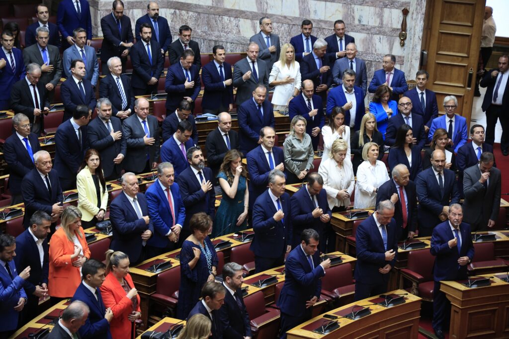 Ξαναχτύπησαν οι «11» της ΝΔ – Ερώτηση για τη Θράκη, την Τουρκία και την εξωτερική πολιτική