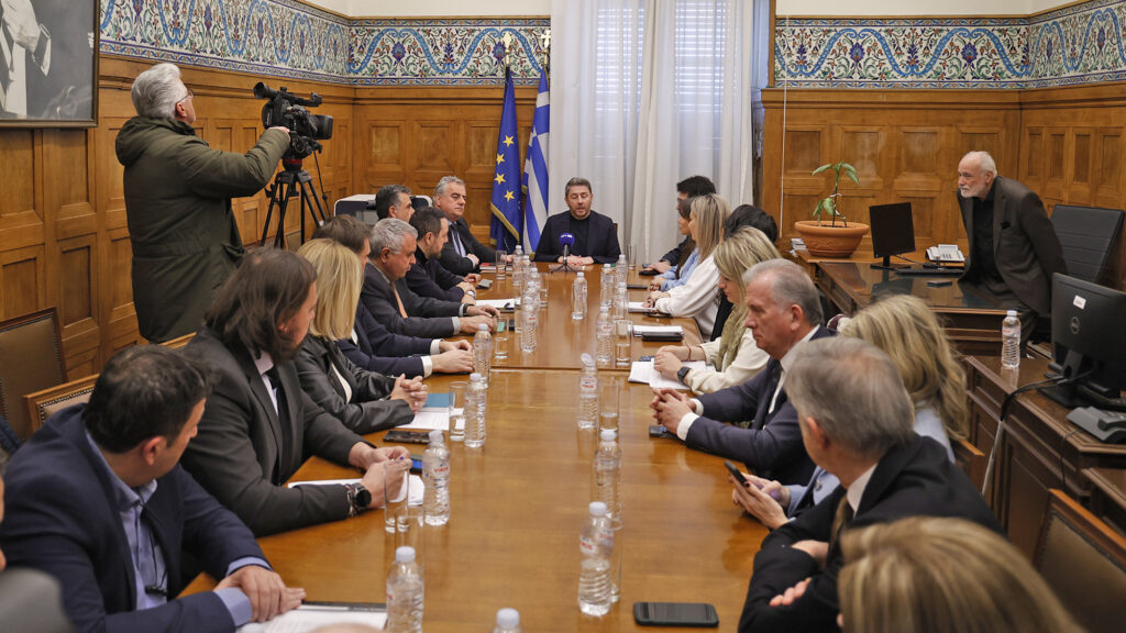 Νίκος Ανδρουλάκης στην ΚΟ του ΠΑΣΟΚ για Τριαντόπουλο