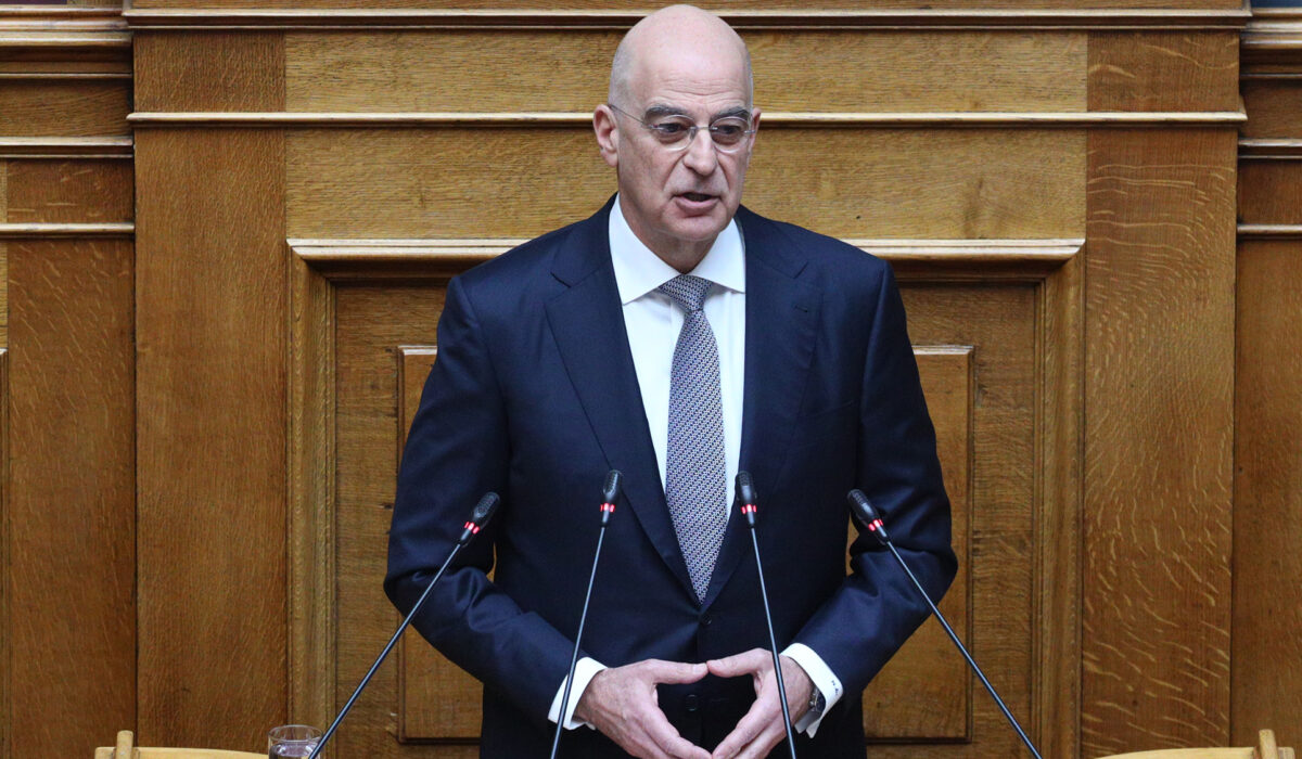 Δένδιας: Απαιτείται σεβασμός στη λαϊκή διαμαρτυρία για τα Τέμπη
