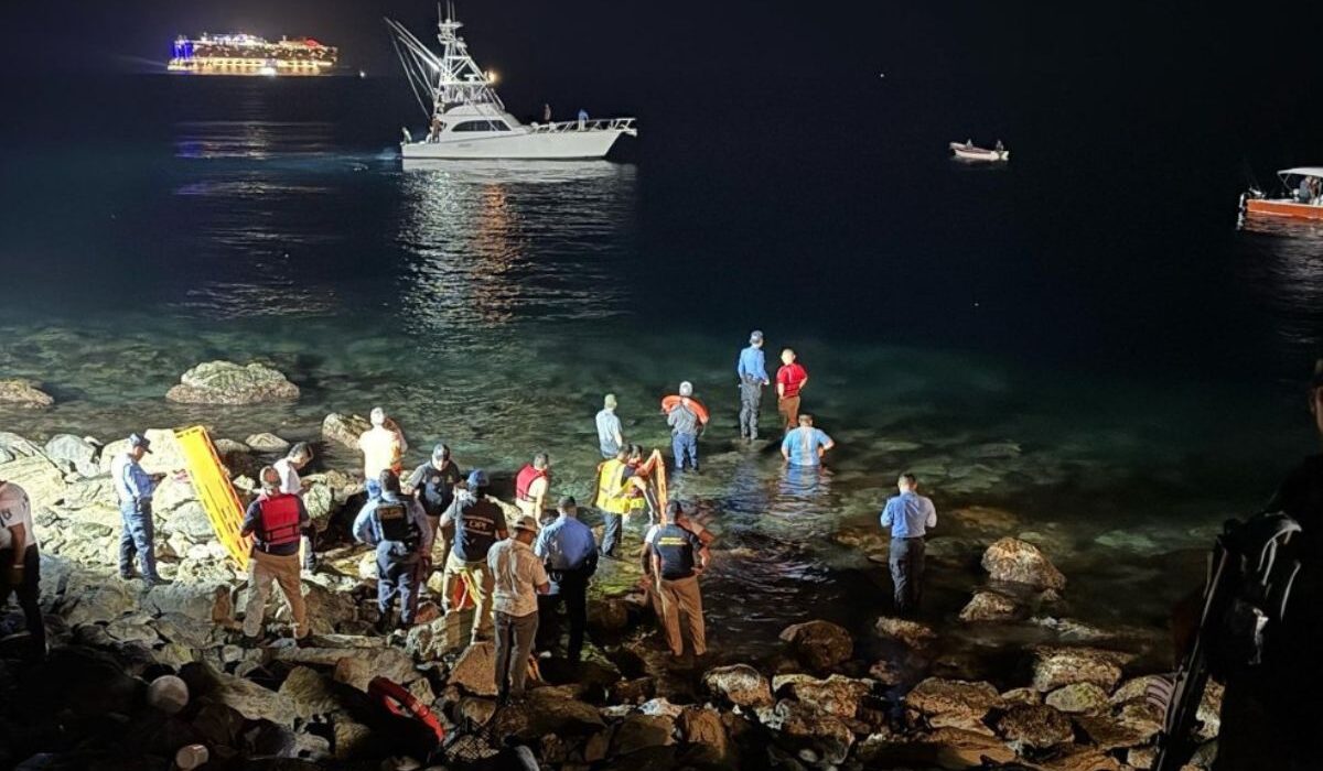 Συνετρίβη στη θάλασσα αεροπλάνο στην Ονδούρα – 6 διασωθέντες (βίντεο)