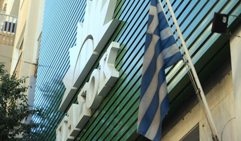 ΠΑΣΟΚ για σκάνδαλο ΟΠΕΚΕΠΕ: Οι «άξιοι και άριστοι» της ΝΔ αποδεικνύονται συνεχώς βουτηγμένοι στη διαφθορά