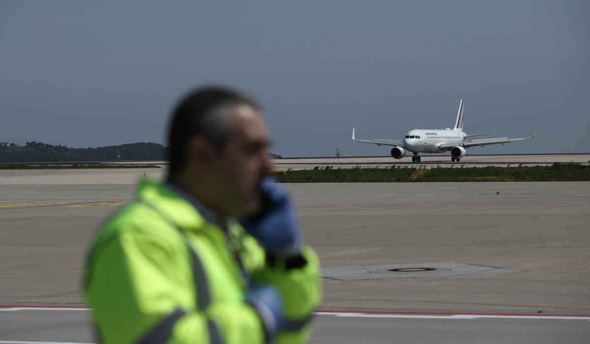 Συναγερμός στο αεροδρόμιο Ηρακλείου με στρατιωτικό αεροσκάφος Falcon - Τι συνέβη