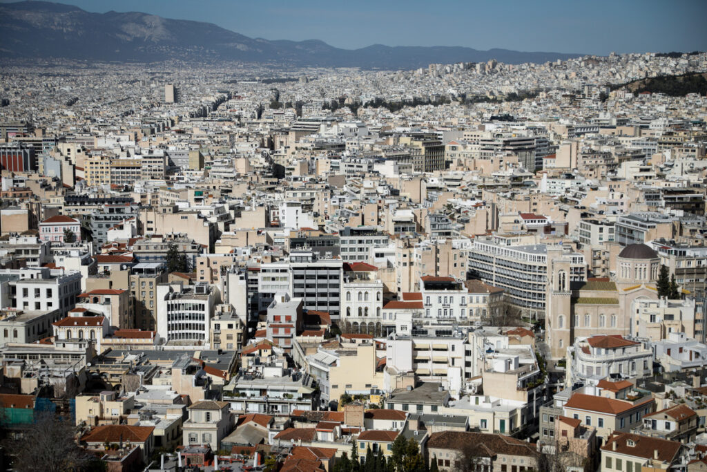 Άπιαστο όνειρο η κατοικία για 1 στους 2 Έλληνες – Το 68% «στριμώχνεται» για το ενοίκιο
