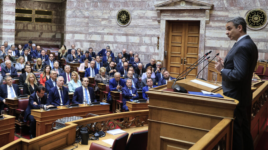 Η ερώτηση των 11 βουλευτών της ΝΔ και το Μέγαρο Μαξίμου