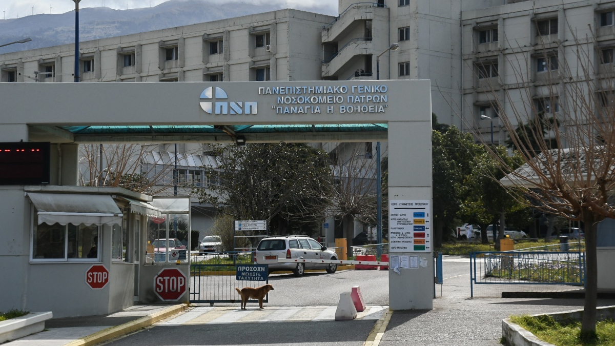 Πάτρα: 12χρονος πήγε να κάνει διάρρηξη και έπεσε στο κενό από μπαλκόνι