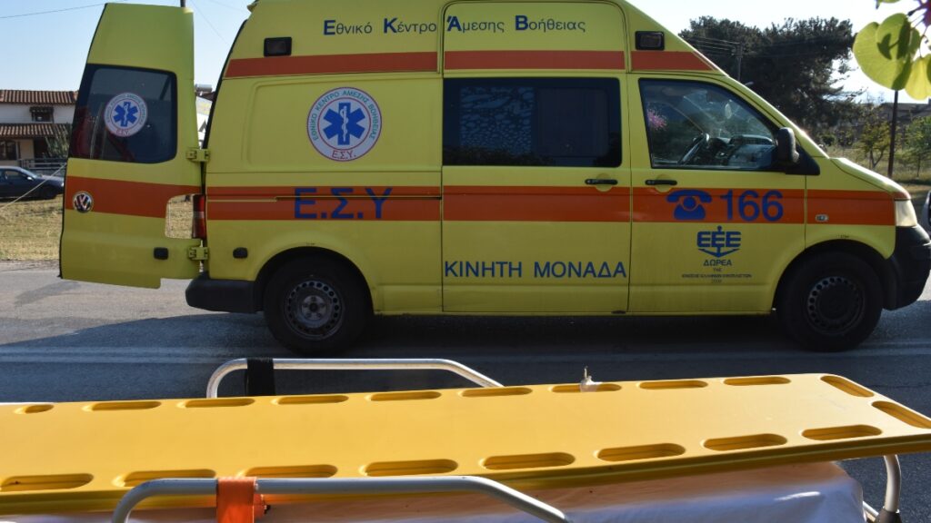 Τραγωδία στη Θεσσαλονίκη: Νεκρή 72χρονη που καταπλακώθηκε από καγκελόπορτα