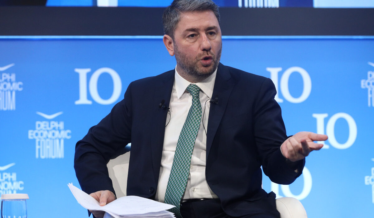 Ο Νίκος Ανδρουλάκης στο Οικονομικό Φόρουμ των Δελφών