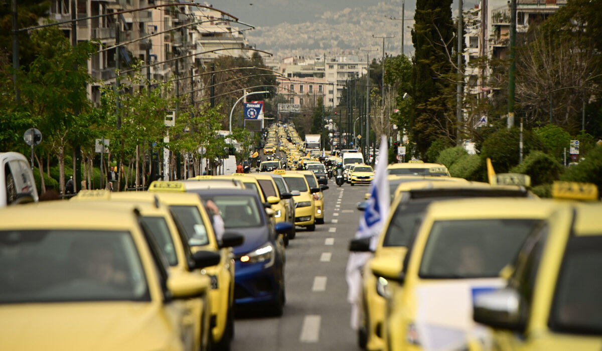 48ωρη απεργία στα ταξί από σήμερα μέχρι Παρασκευή