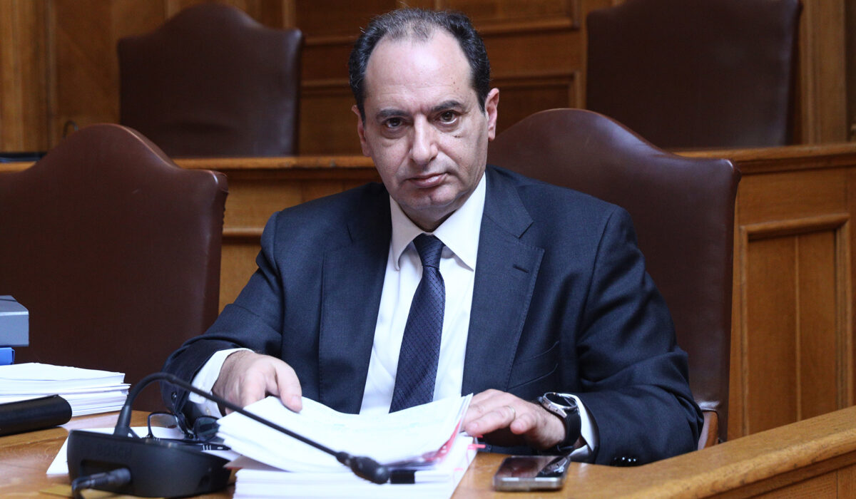 Τέμπη: Στον Κακλαμάνη ο Σπίρτζης για να ενημερωθεί για τις δικογραφίες
