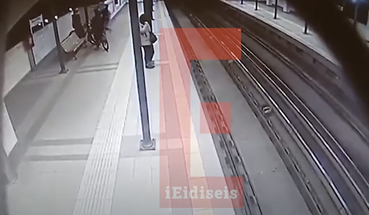 Εξαρθρώθηκε συμμορία ανηλίκων στην Καλλιθέα: Άρπαζαν αλυσίδες από ηλικιωμένους και μαθητές (βίντεο)
