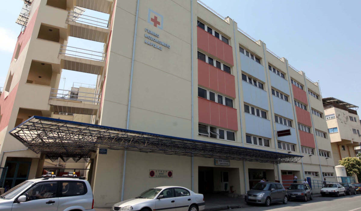 Διασωληνωμένοι δύο 19χρονοι στο Γενικό Νοσοκομείο Λάρισας μετά από τροχαίο