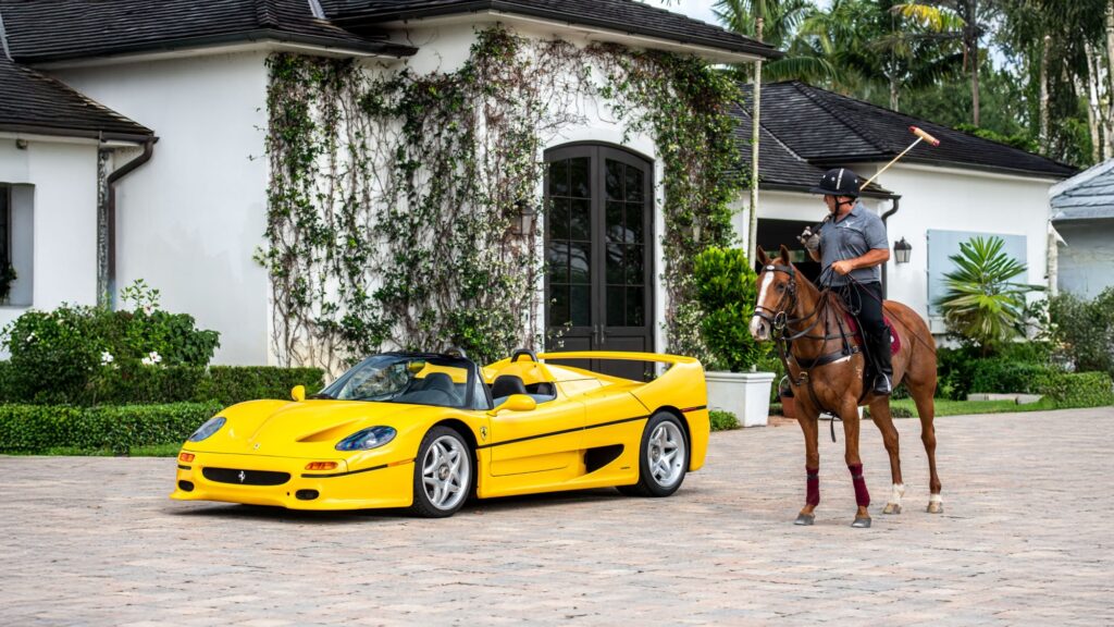 Στο σφυρί η σπάνια Ferrari F50 του διάσημου σχεδιαστή μόδας Ralph Lauren