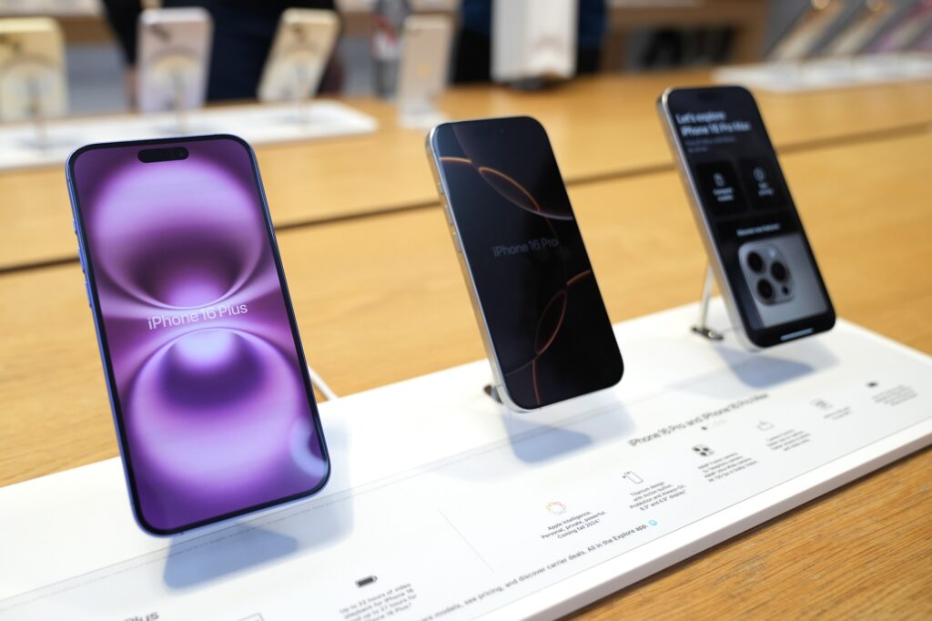 iPhone τιμές δασμοί Τραμπ