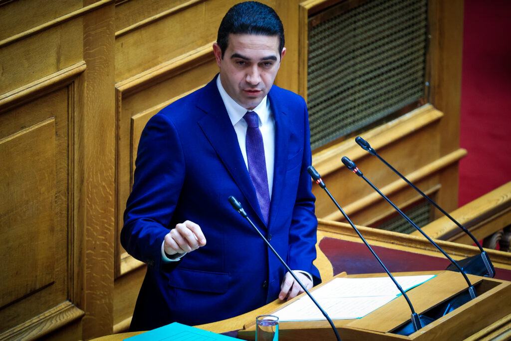 Κατρίνης: Το ΠΑΣΟΚ δεν δίνει «πράσινο φως» στην απαξίωση της στρατιωτικής περίθαλψης