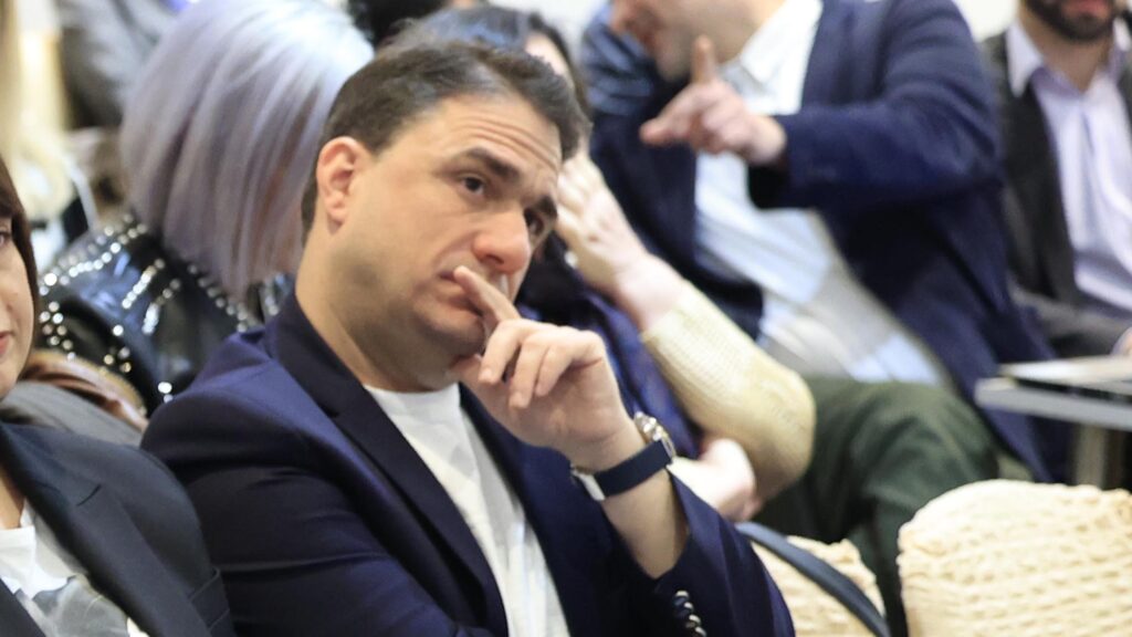 Κώστας Τσουκαλάς
