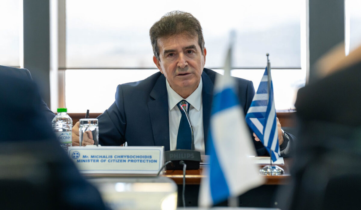 Χρυσοχοΐδης: Για πρώτη φορά στην ιστορία του οργανωμένου εγκλήματος έχουμε πλήρη εξιχνίαση δολοφονιών