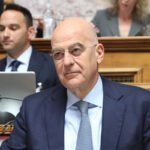 Ο υπουργός Άμυνας, Νίκος Δένδιας, στη Βουλή