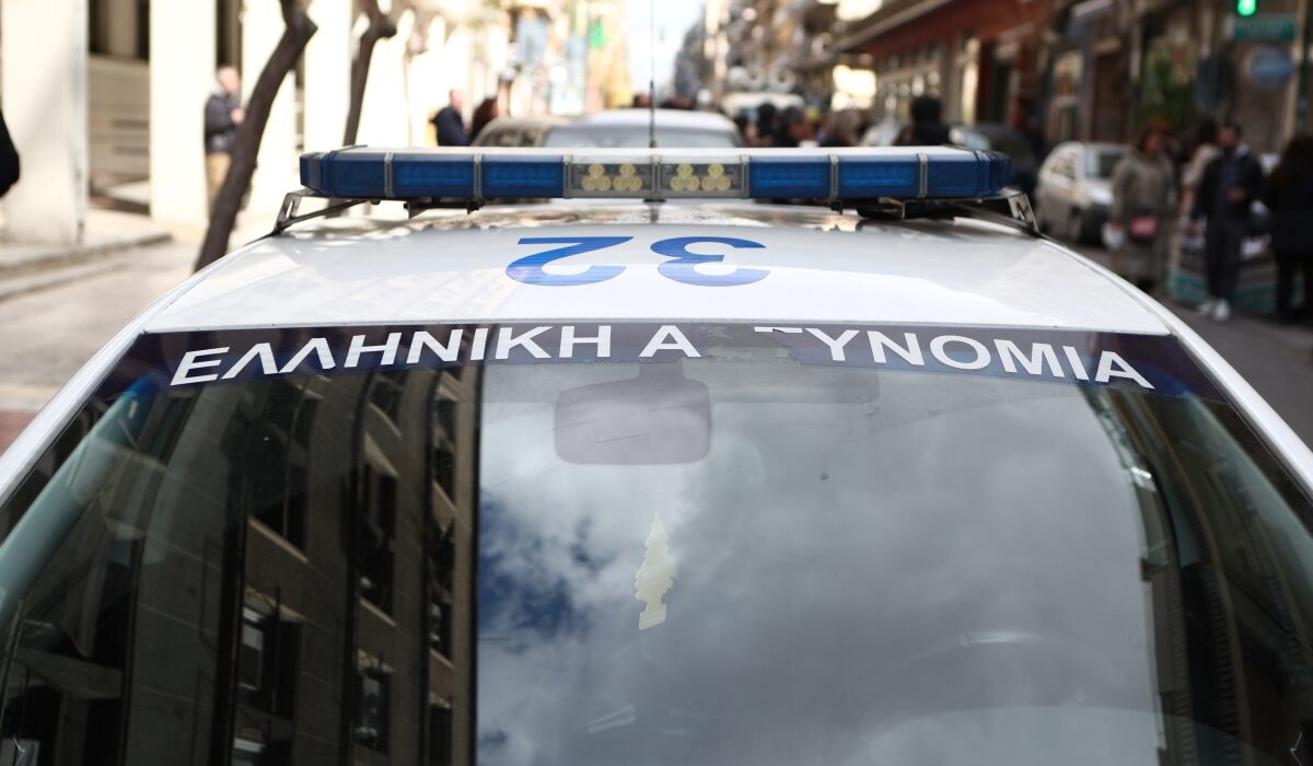 Στη «φάκα» της ΕΛΑΣ: Είχε όπλο μέσα σε νυχτερινό μαγαζί της Αθήνας