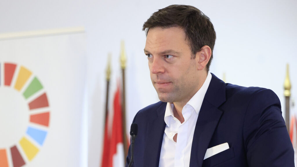 Κασσελάκης: Εμείς δεν ψάχνουμε για συνεργασίες
