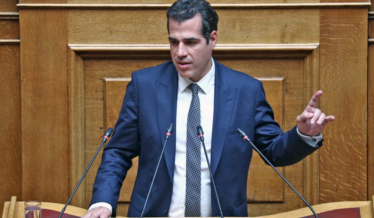 Θάνος Πλεύρης