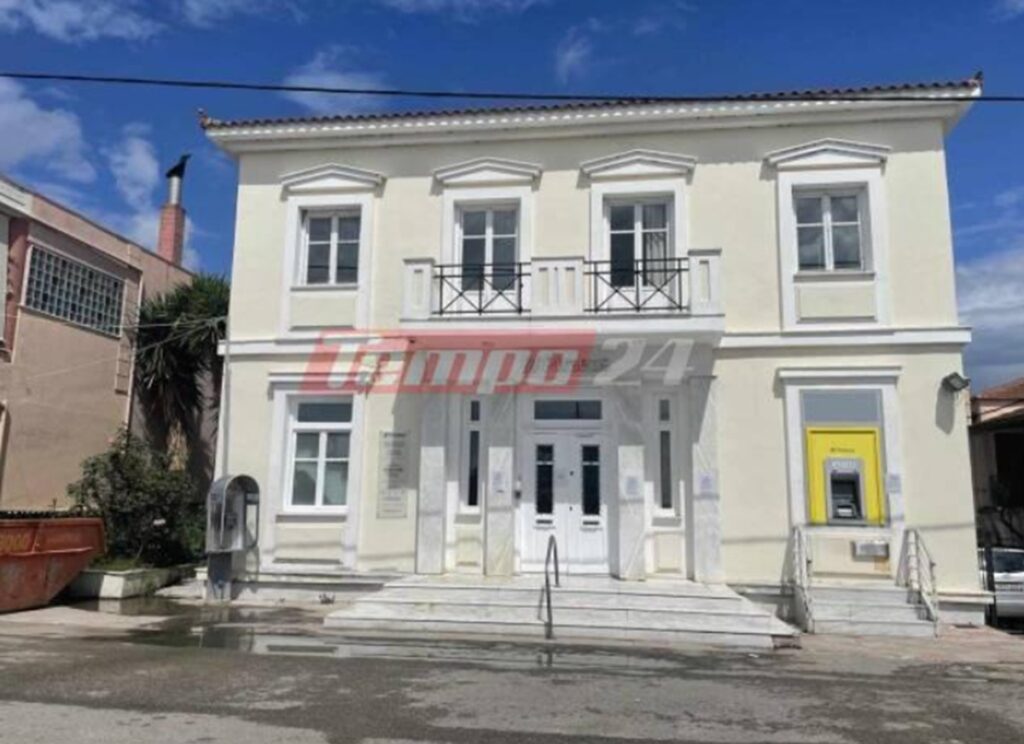 Ληστεία σε τράπεζα στο Μεσολόγγι: Βρέθηκαν δύο μοτοσικλέτες των δραστών που άρπαξαν 200.000 ευρώ