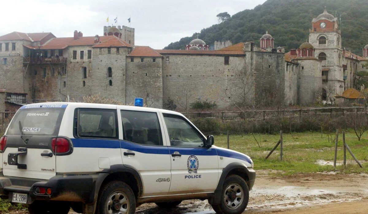 Επεισόδιο στο Άγιο Όρος: Ρασοφόροι χτύπησαν μοναχό στη Μονή Εσφιγμένου