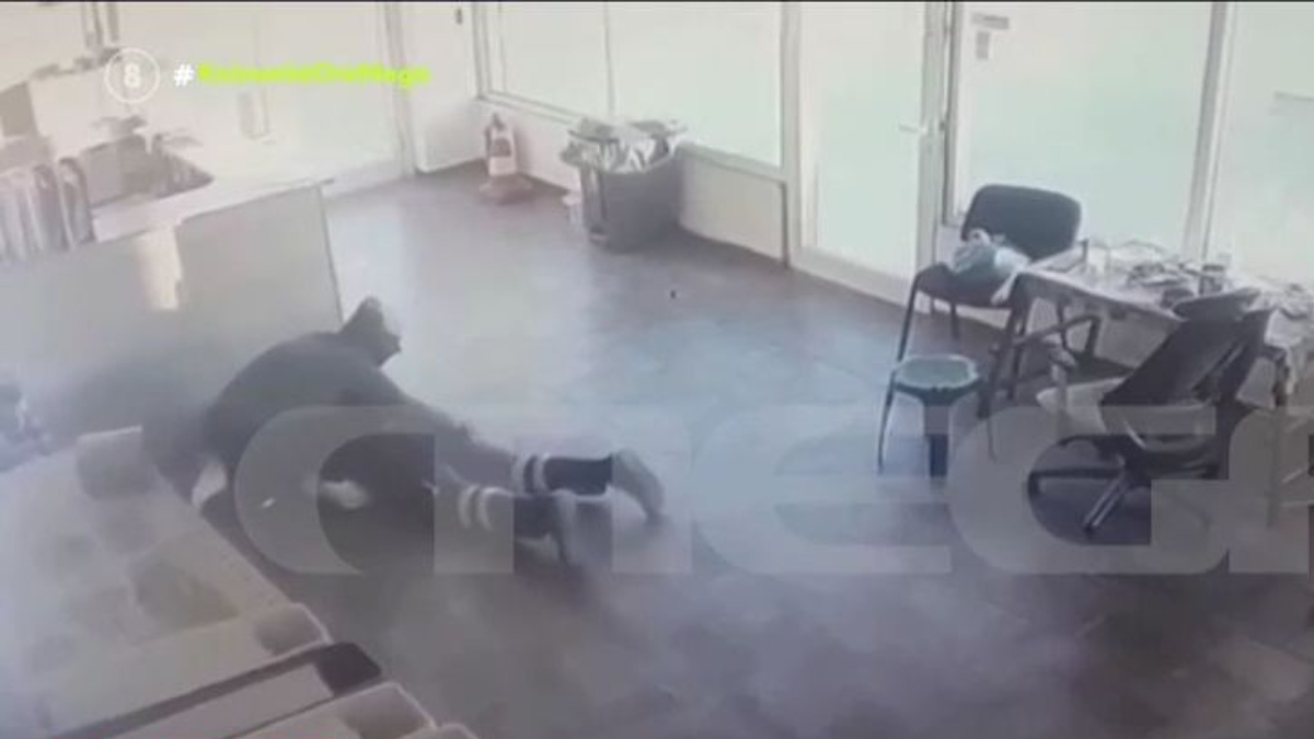 «Φαρ Ουέστ» στον Ασπρόπυργο: Ένοπλος εισέβαλε σε βενζινάδικο και έσερνε τον υπάλληλο στο πάτωμα