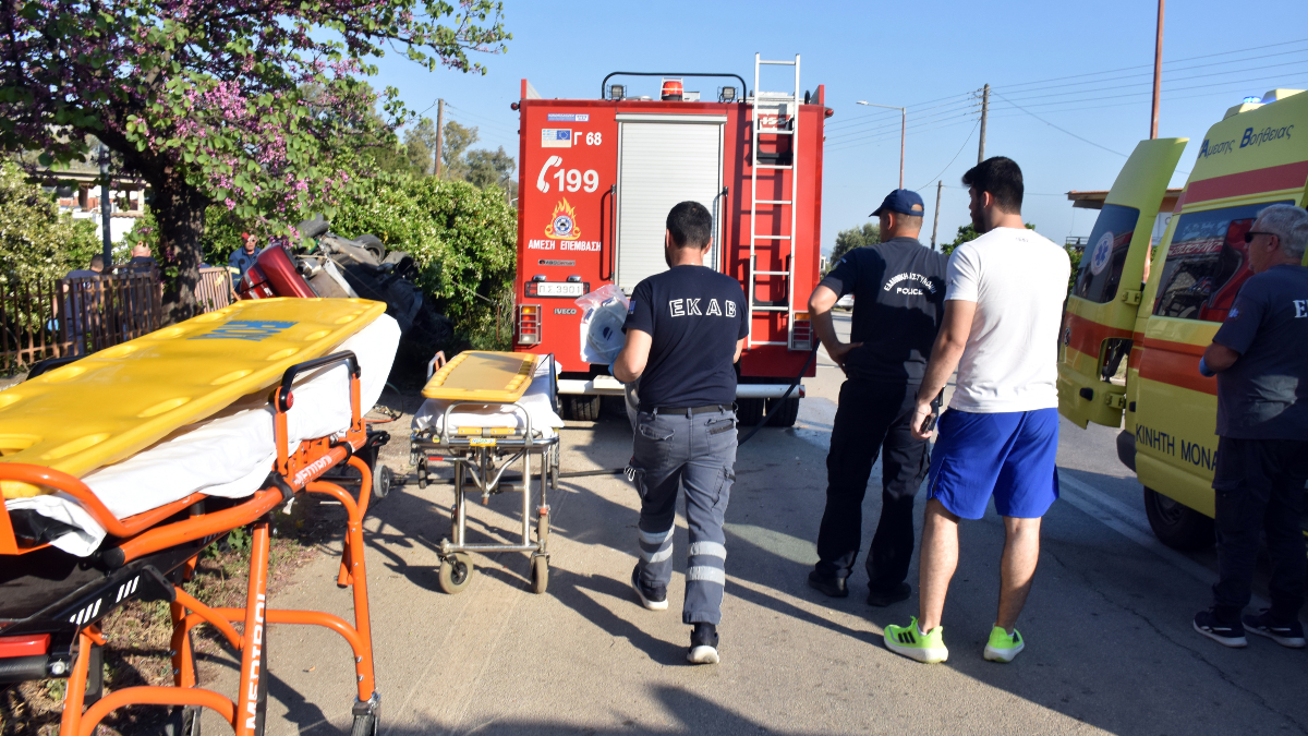 Φωτιά σε σπίτι στην Πρέβεζα: Νεκρή μια γυναίκα - Μία τραυματίας με βαριά εγκαύματα