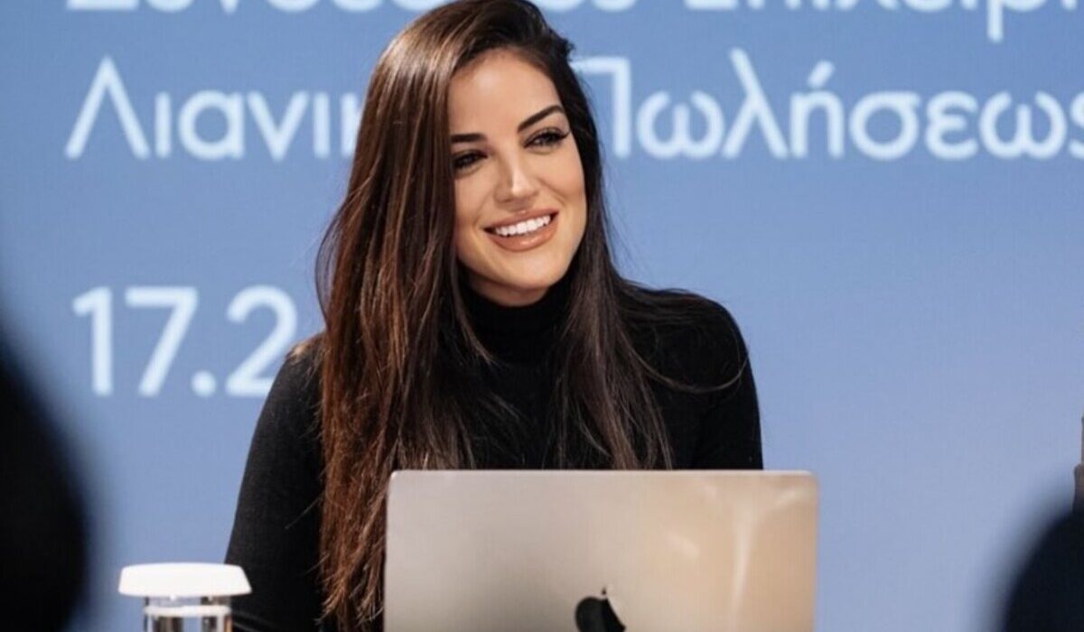 Δημοσιογράφος Σοφία Τουντούρη