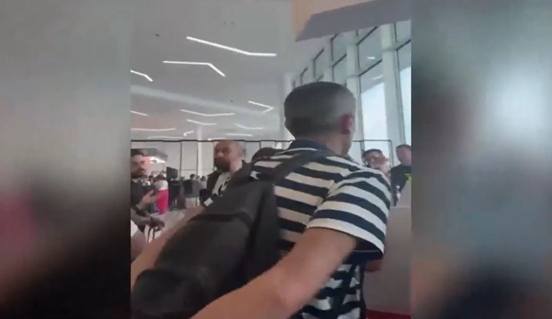 Άμπου Ντάμπι: Ατελείωτο το ταξίδι επιστροφής για 200 Έλληνες – 40 ώρες εγκλωβισμένοι