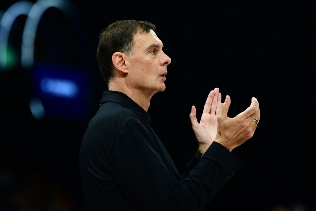 Euroleague: Επεισόδιο Μπαρτζώκα με νεαρό στην κερκίδα – «Η μητέρα σου ξέρει ότι είσαι εδώ;»