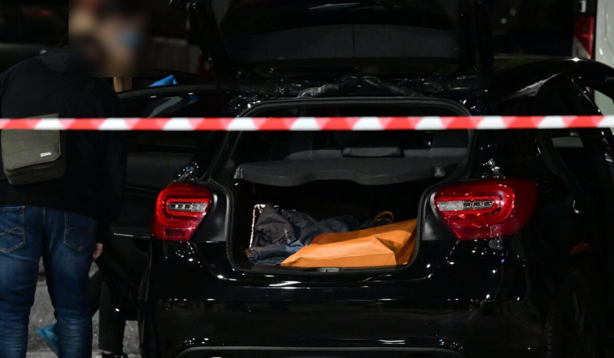 Πυροβολισμοί σε μέλος της Greek Mafia που οδηγούσε Mercedes